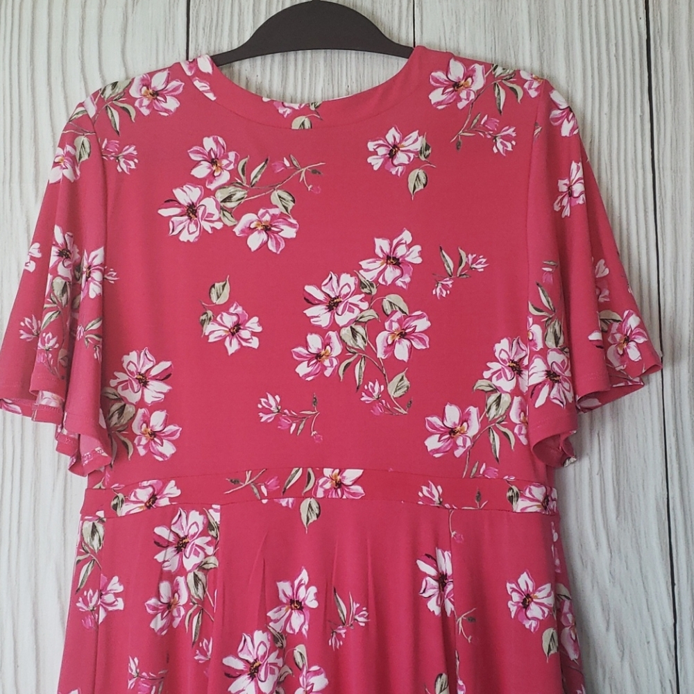 Torrid Raspberry floral faux wrap dress - Picture 7 of 8